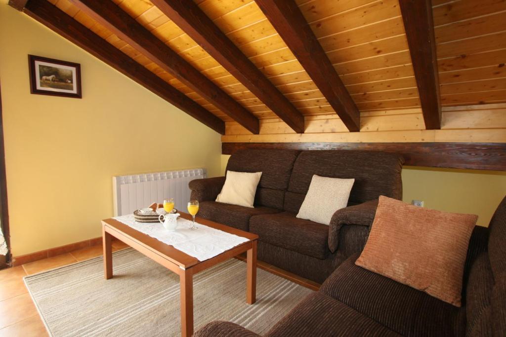 Apartamentos Toraya Hoz de Anero 객실 사진
